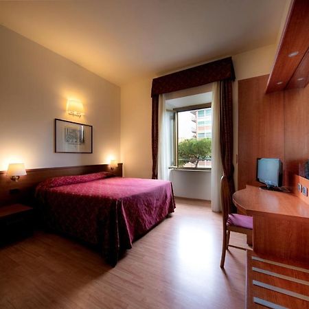 Domus Appia 154 B&B Рим Екстериор снимка